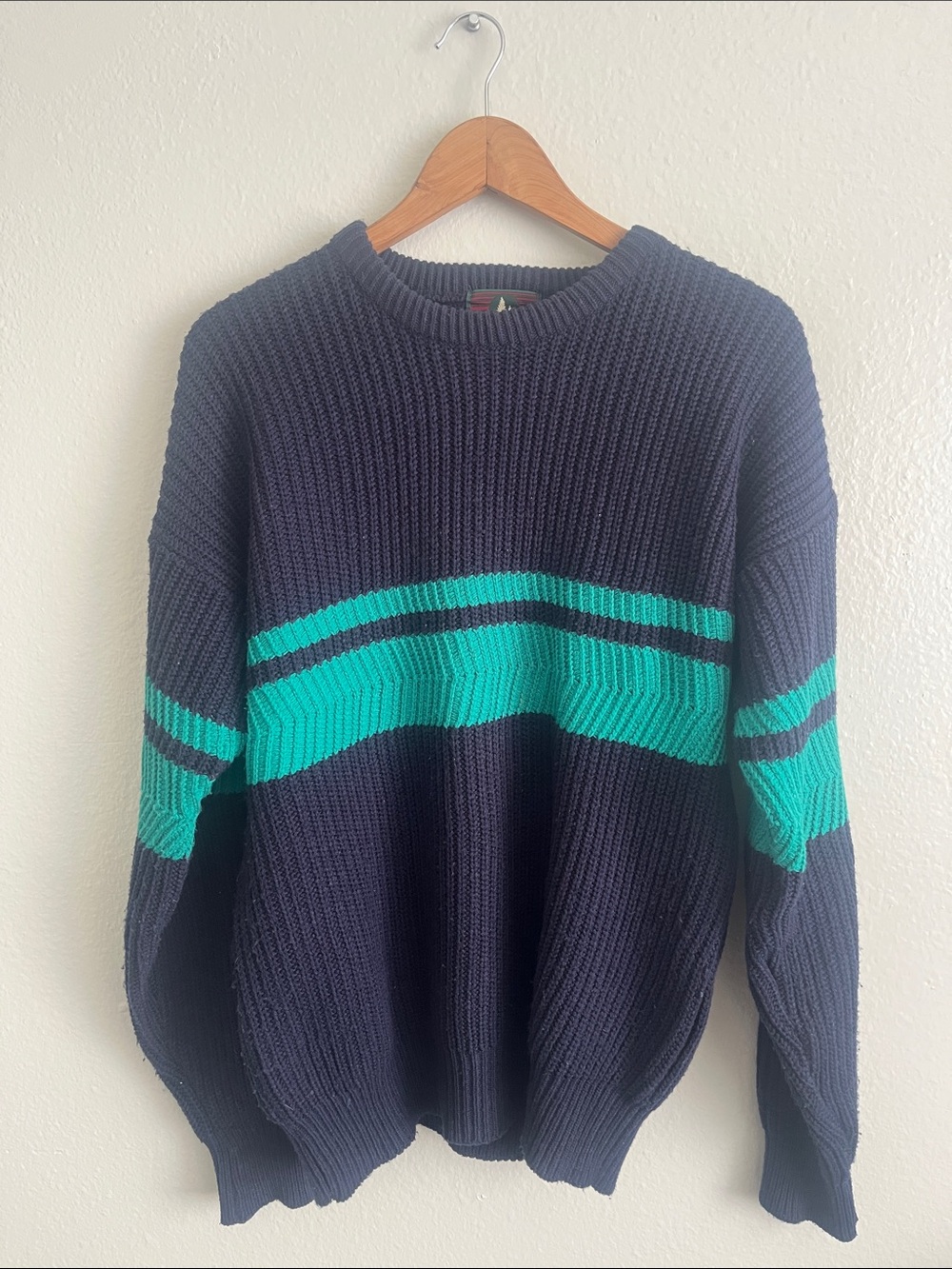 Vintage Y2K Rugby Fisherman Style High Sierra Sweater in Navy with Teal Stripe